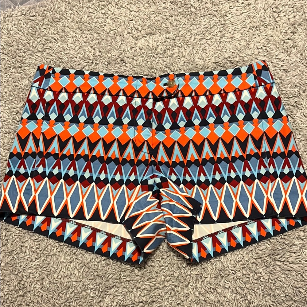 Geometric Patterned Women's Shorts